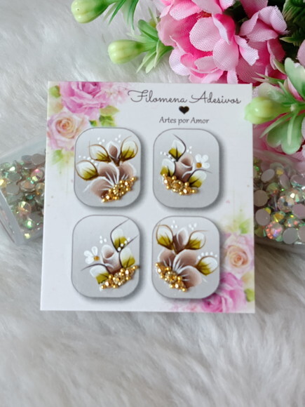 Casadinha de Luxo, Unhas