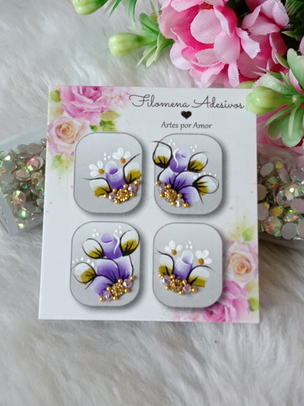 Casadinha de Luxo, Unhas