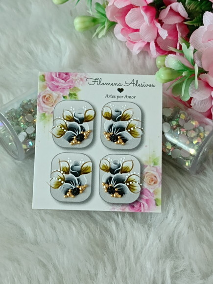 Casadinha de Luxo, Unhas