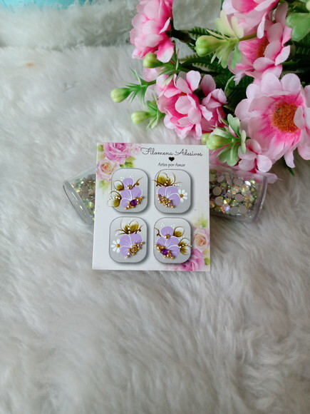 Casadinha de Luxo, Unhas