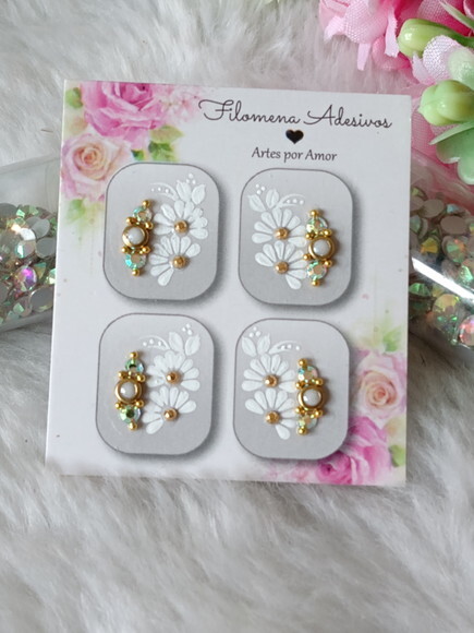 Casadinha de Luxo, Unhas