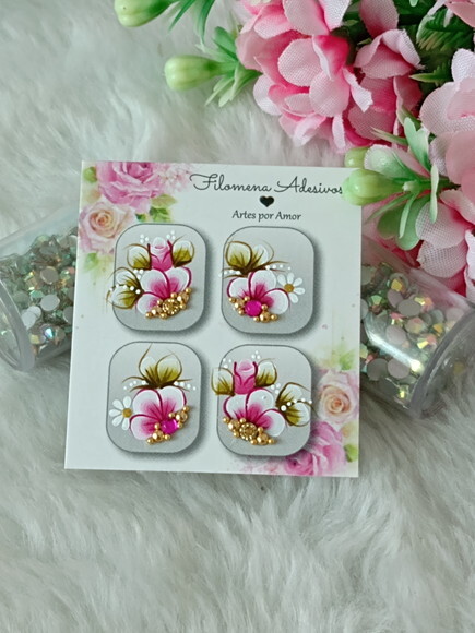 Casadinha de Luxo, Unhas