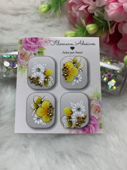 Casadinha de Luxo, Unhas