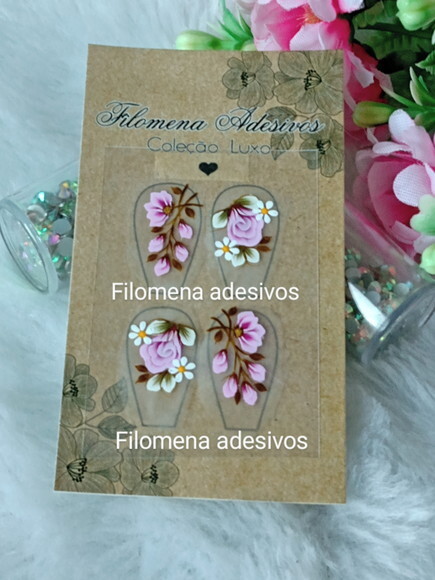 Casadinha de Luxo, Unhas