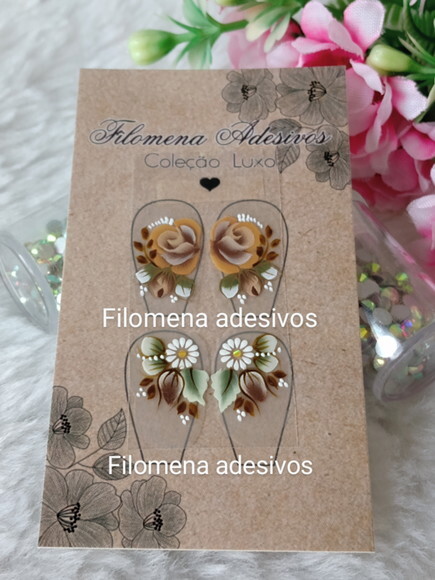 Casadinha de Luxo, Unhas