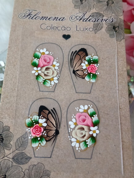 Casadinha de Luxo, Unhas