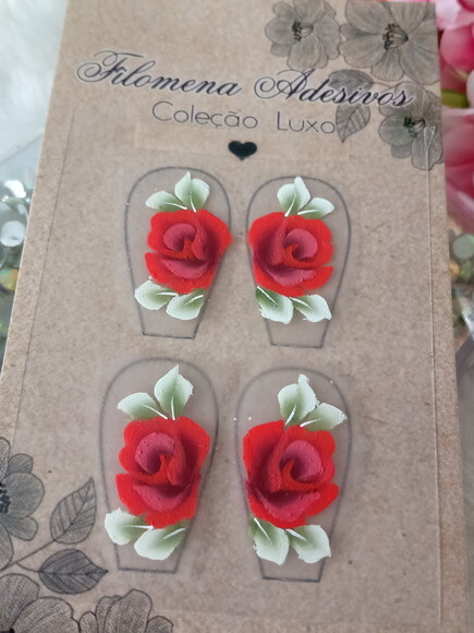 Casadinha de Luxo, Unhas