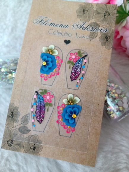 Casadinha de Luxo, Unhas