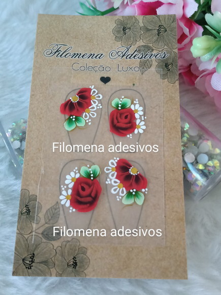 Casadinha de Luxo, Unhas