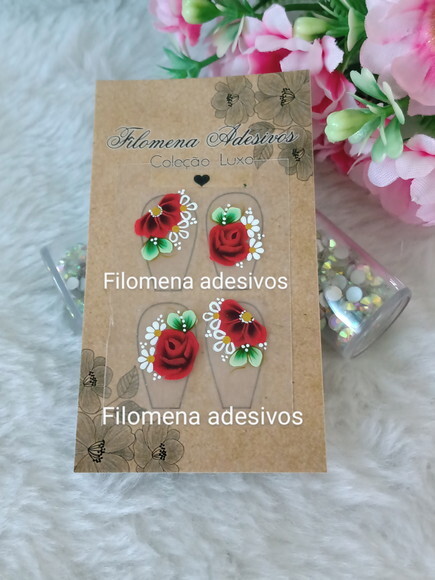 Casadinha de Luxo, Unhas