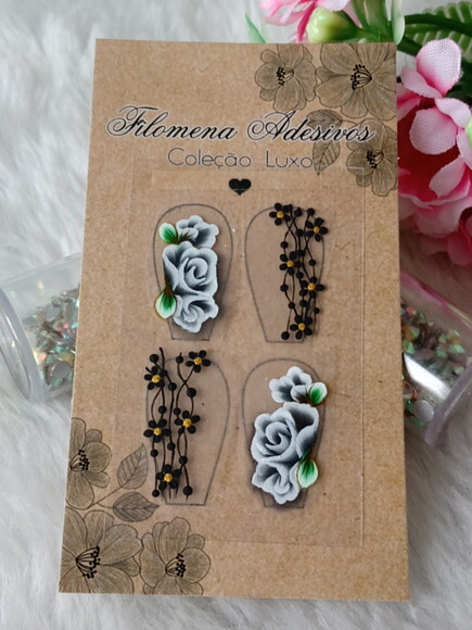 Casadinha de Luxo, Unhas