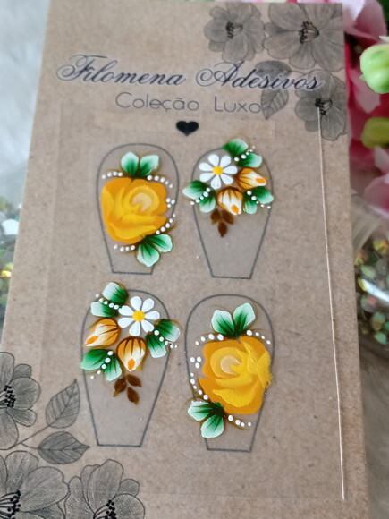 Casadinha de Luxo, Unhas