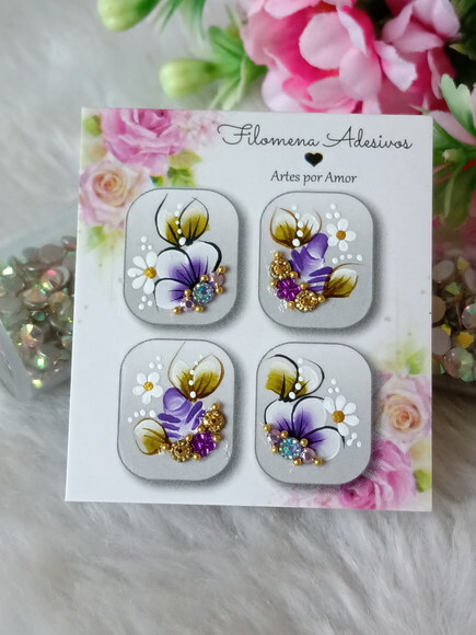 Casadinha de Luxo, Unhas