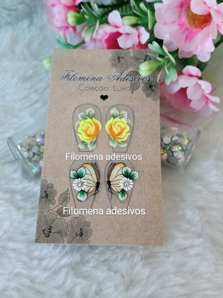 Casadinha de Luxo,unhas