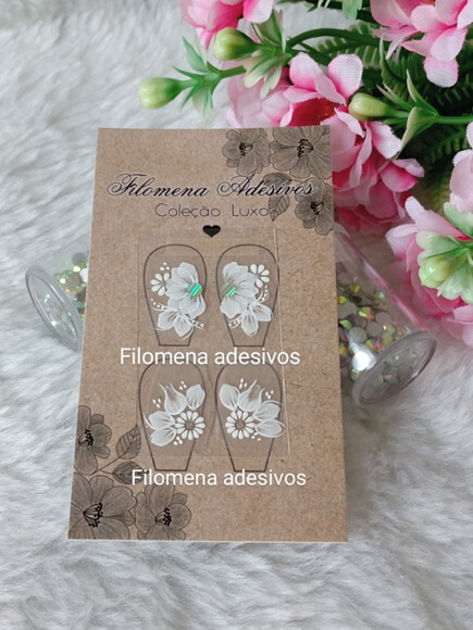 Casadinha de Luxo,unhas