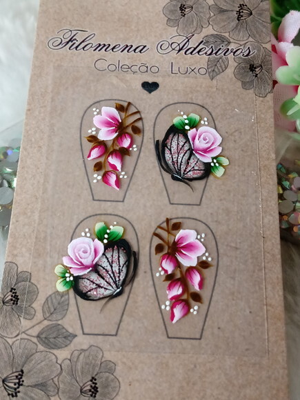 Casadinha de Luxo,unhas