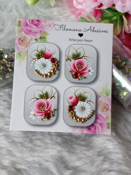 Casadinhas de Luxo, Unhas,