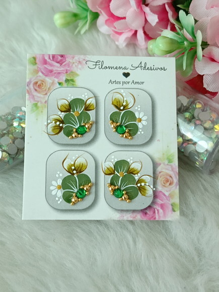 Casadinhas de Luxo, Unhas,