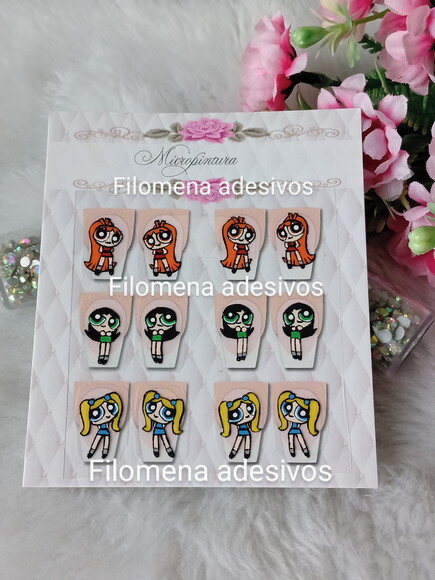 Adesivos de Cartoon / Unhas m ao Alongamento.