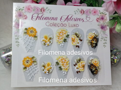 Adesivos de Luxo, Unhas