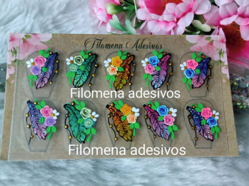 Adesivos de Luxo, Unhas