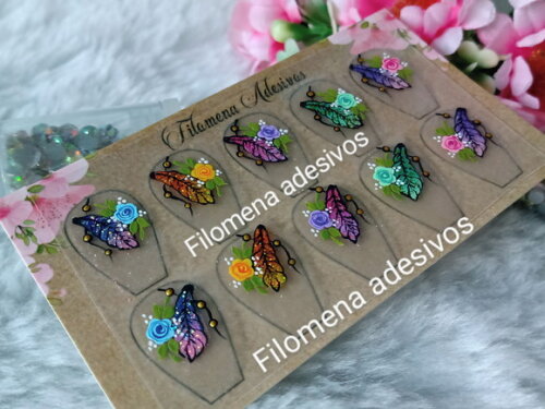 Adesivos de Luxo, Unhas