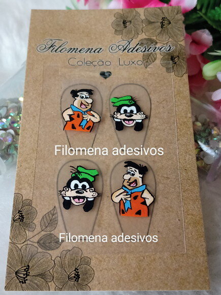 Casadinha de Luxo, Unhas