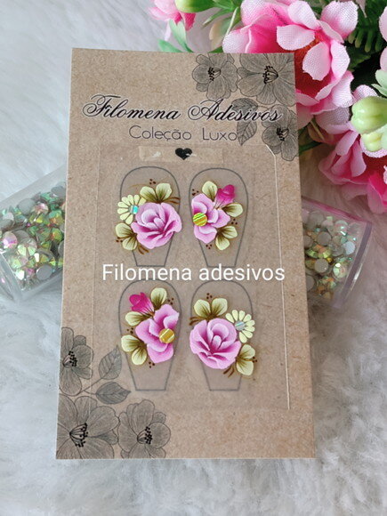 Casadinha de Luxo, Unhas