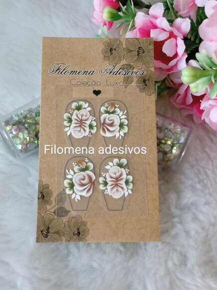 Casadinha de Luxo, Unhas