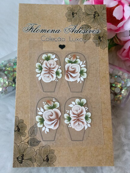 Casadinha de Luxo, Unhas