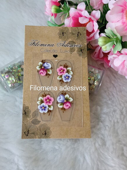 Casadinha de Luxo, Unhas