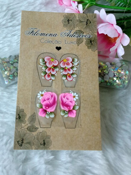 Casadinha de Luxo, Unhas