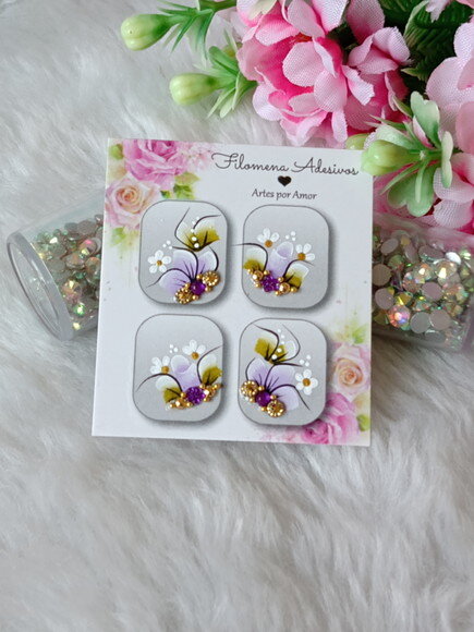 Casadinha de Luxo, Unhas