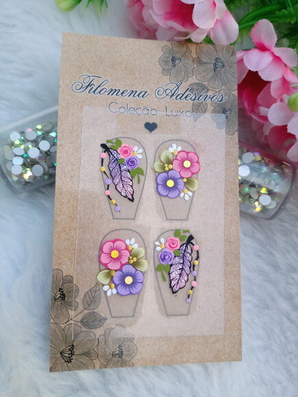 Casadinha de Luxo, Unhas