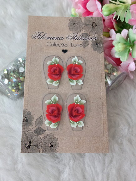 Casadinha de Luxo, Unhas
