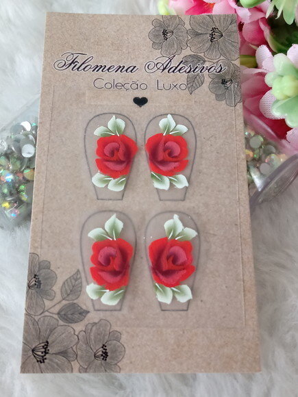 Casadinha de Luxo, Unhas