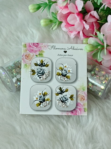 Casadinha de Luxo, Unhas