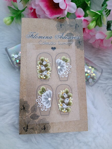 Casadinha de Luxo, Unhas