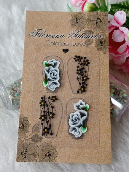 Casadinha de Luxo, Unhas