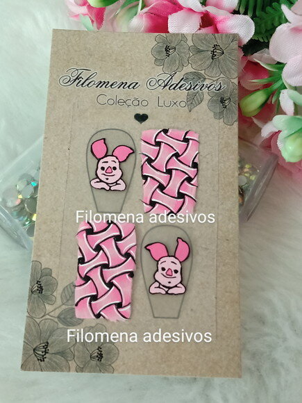 Casadinha de Luxo, Unhas.