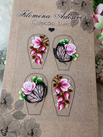 Casadinha de Luxo,unhas