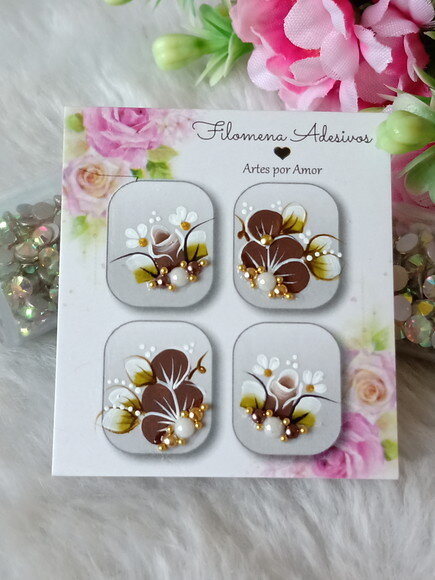 Casadinhas de Luxo, Unhas,