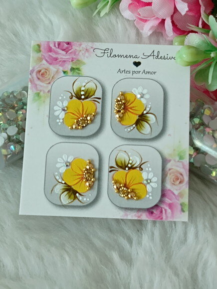 Casadinhas de Luxo, Unhas,