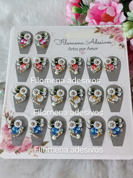 COLEÇÃO LINHA LUXO/ UNHAS