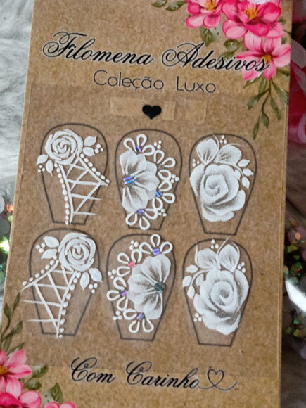 LINHA LUXO , ARTESANAL, unhas
