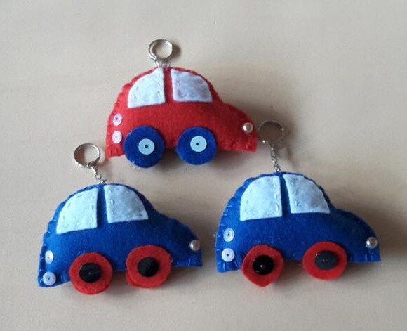 Chaveiro de Feltro - Carrinho