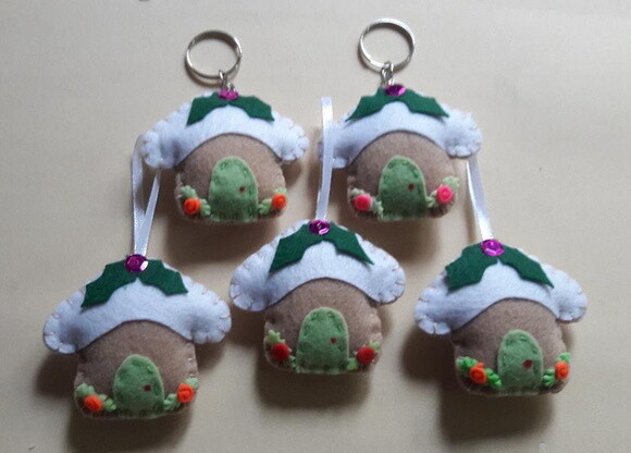Chaveiro de Feltro - Casinha de Natal