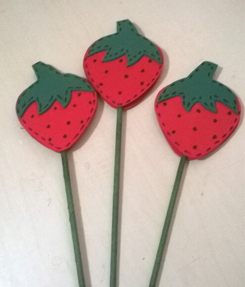 Frutas Decorativas de EVA no Palito - Morango