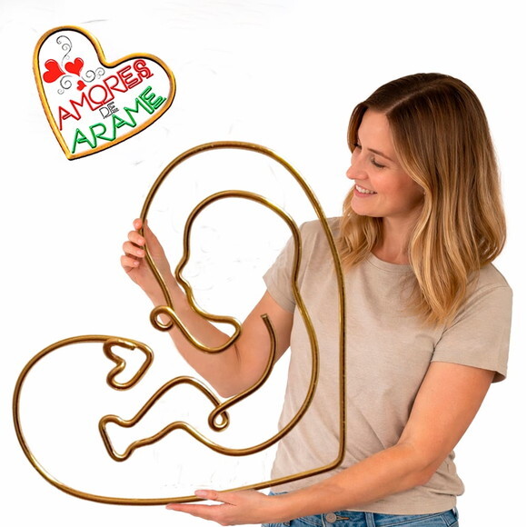 Escultura de Arame Baby Lovers Porta Maternidade Decoração