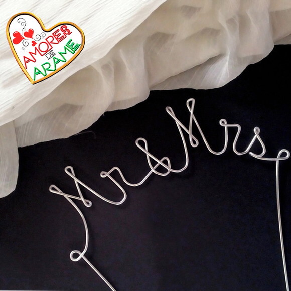 Topo de Bolo Mr & Mrs para Fincar no Bolo